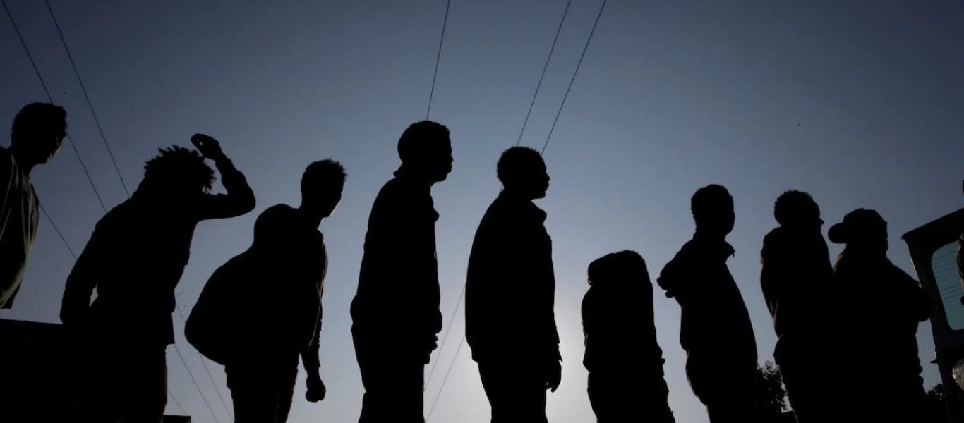 Έρευνα Metron Analysis: Ανησυχία για τους χειρισμούς της κυβέρνησης σε μεταναστευτικό